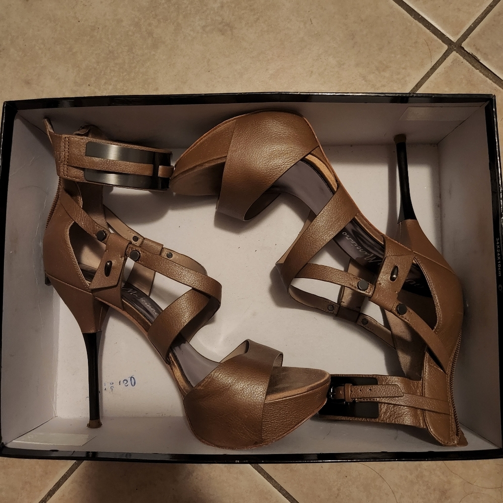 Guess Marciano Mocha Brown Pewter Leather Platform Heel - Picture 8 of 12